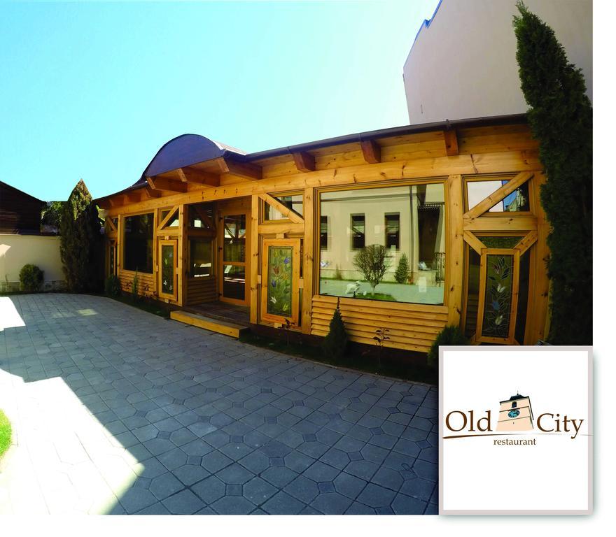 Noblesse Boutique Resort Hermannstadt Exterior foto Old City Restaurant